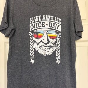 Gray Graphic Willow Nelson “Have a Willie Nice Day”T-Shirt. Women’s  XL